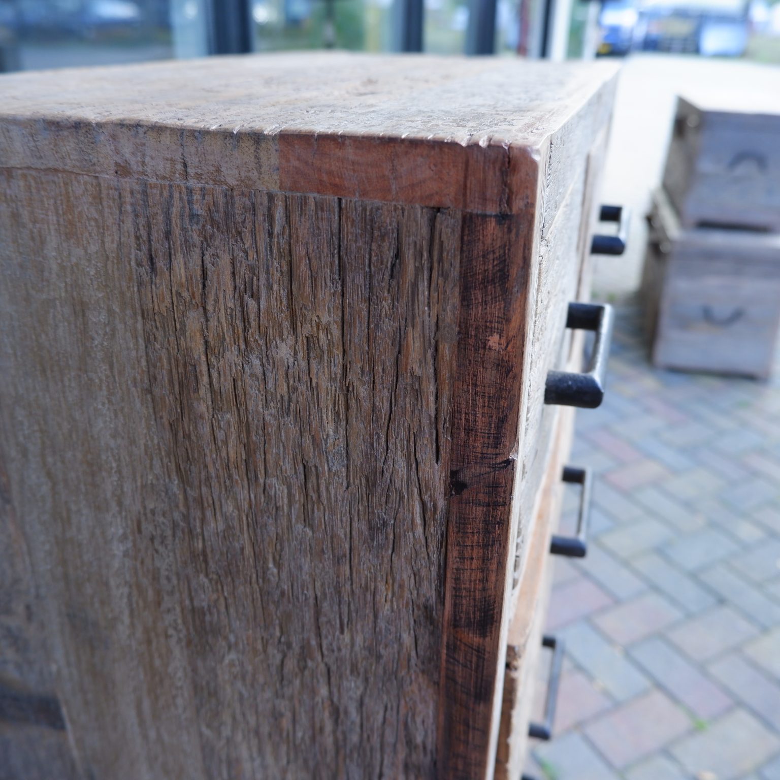 6 Ladekast oud vergrijsd hout Mahieu Wonen