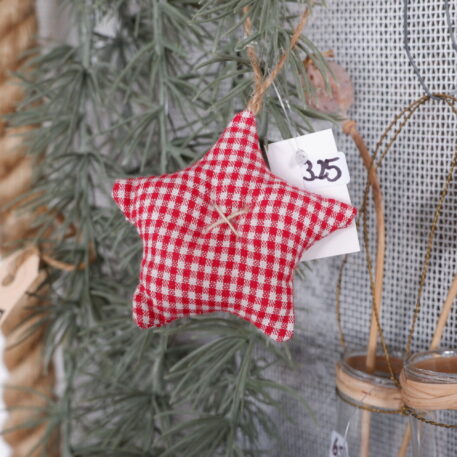 hangster stof 8 variaties rood effen rode ruit rode streep hoog 7.5 cm breed 7.5 cm dik 2 cm ib-laursen star for hanging 8 assorti my nostalgic christmas4